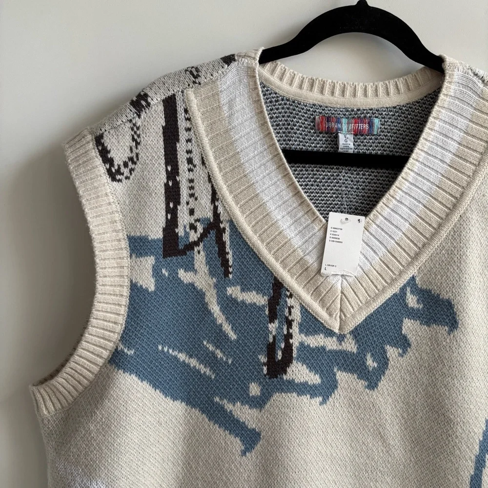 Urban Outfitters Men’s Abstract Pattern V-Neck Sweater Vest Cream Blue Large
